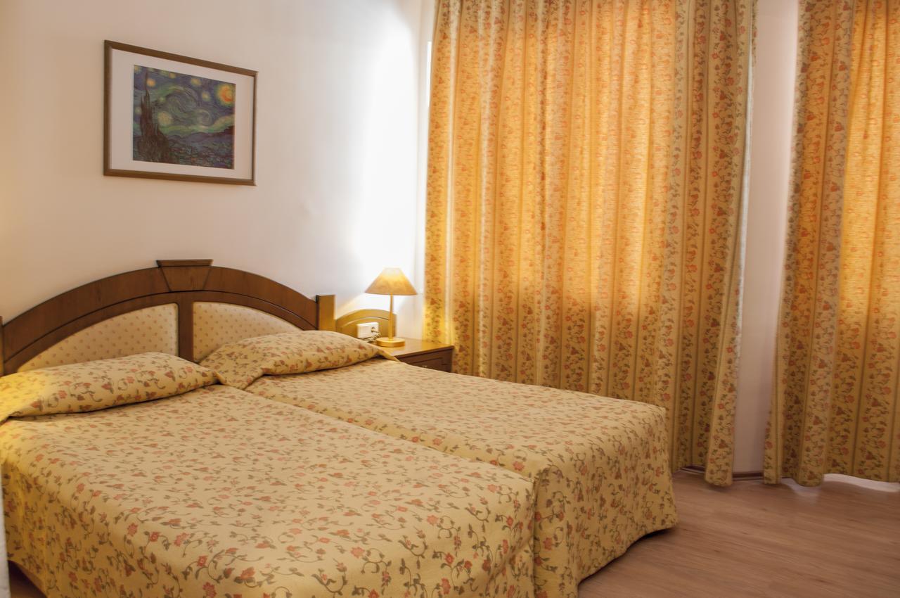 Sun Beach Hotel Side Quarto foto